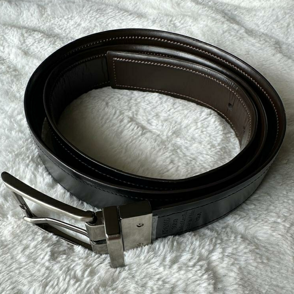 Reversible Men's Black Leather Belt with a Silver Buckle